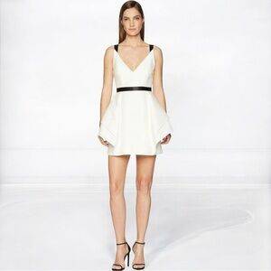 NWT Halston Heritage Women Black and White Sleeveless Layered Dress with Size 10